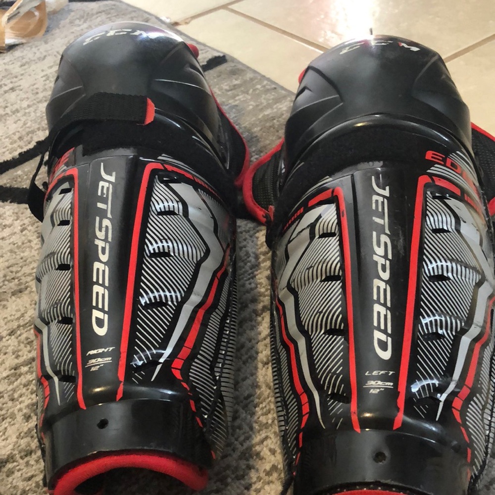CCM hickey shin pads 12”